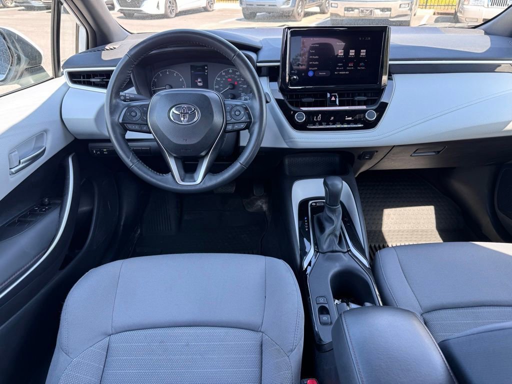 Used 2025 Toyota Corolla SE FWD image 5