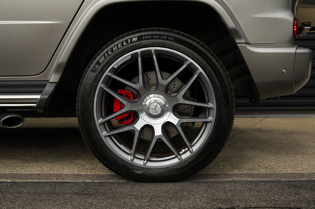 Used 2025 Mercedes-Benz G 63 AMG 4MATIC image 13