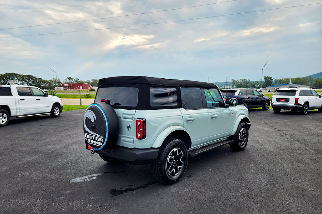 Used 2023 Ford Bronco Outer Banks AWD/4WD image 30