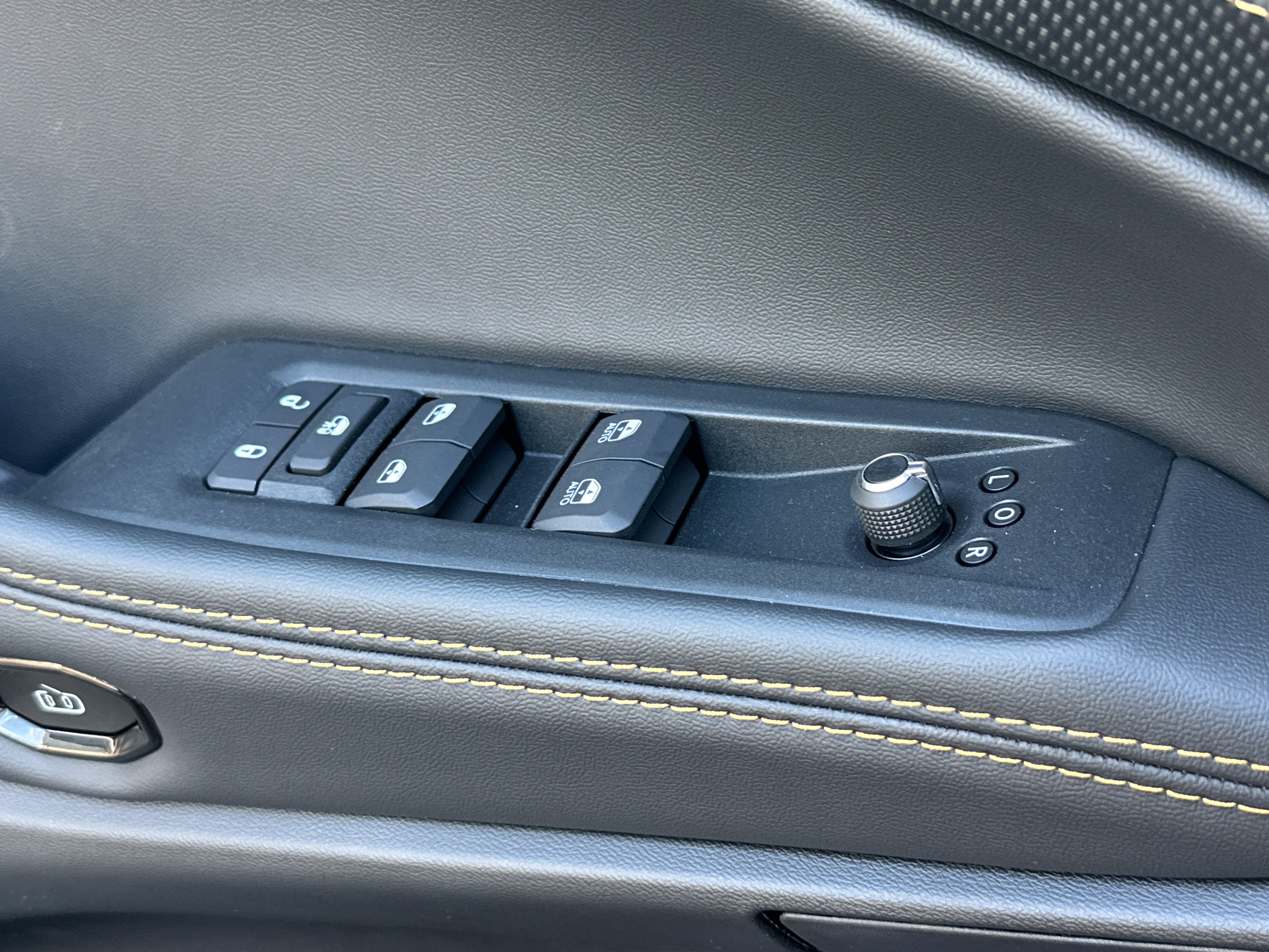 New 2026 Jeep Cherokee Limited AWD/4WD image 12