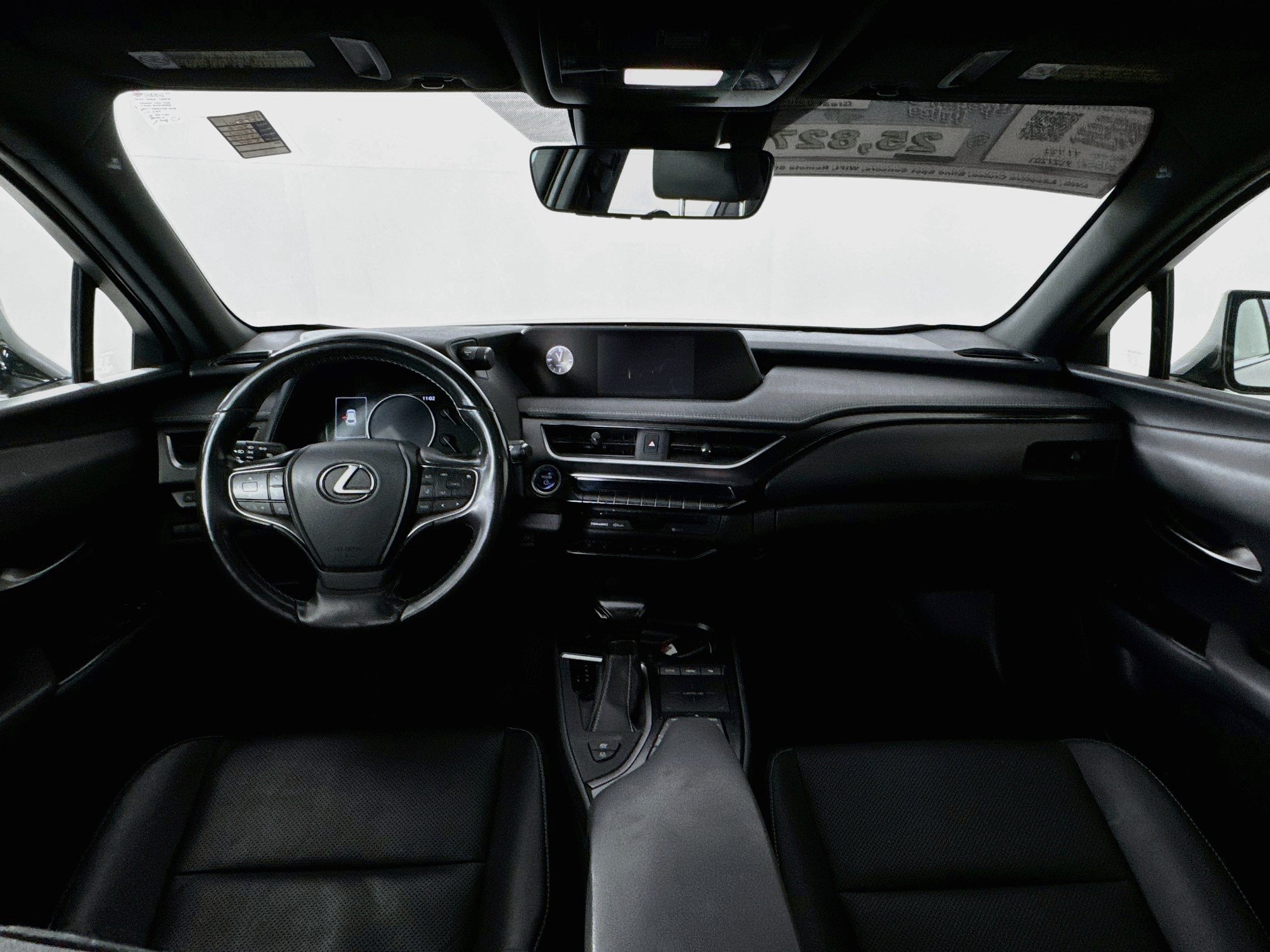 Used 2019 Lexus UX 250h w/ Premium Package AWD/4WD image 25