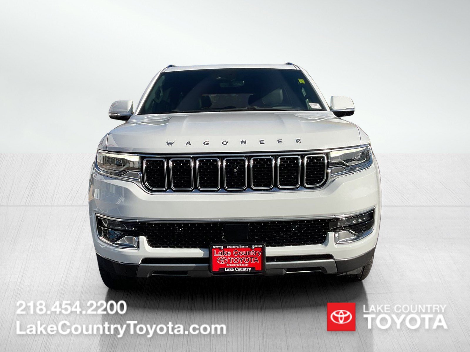 Used 2022 Jeep Wagoneer Series II w/ Convenience Group I AWD/4WD image 8