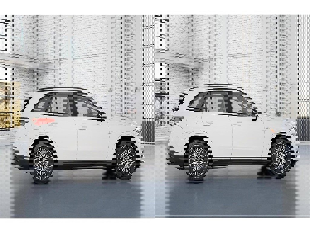 New 2026 Mercedes-Benz GLC 43 AMG 4MATIC image 17