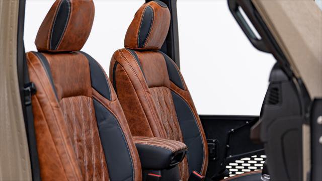 Used 2025 Jeep Gladiator Sport image 13