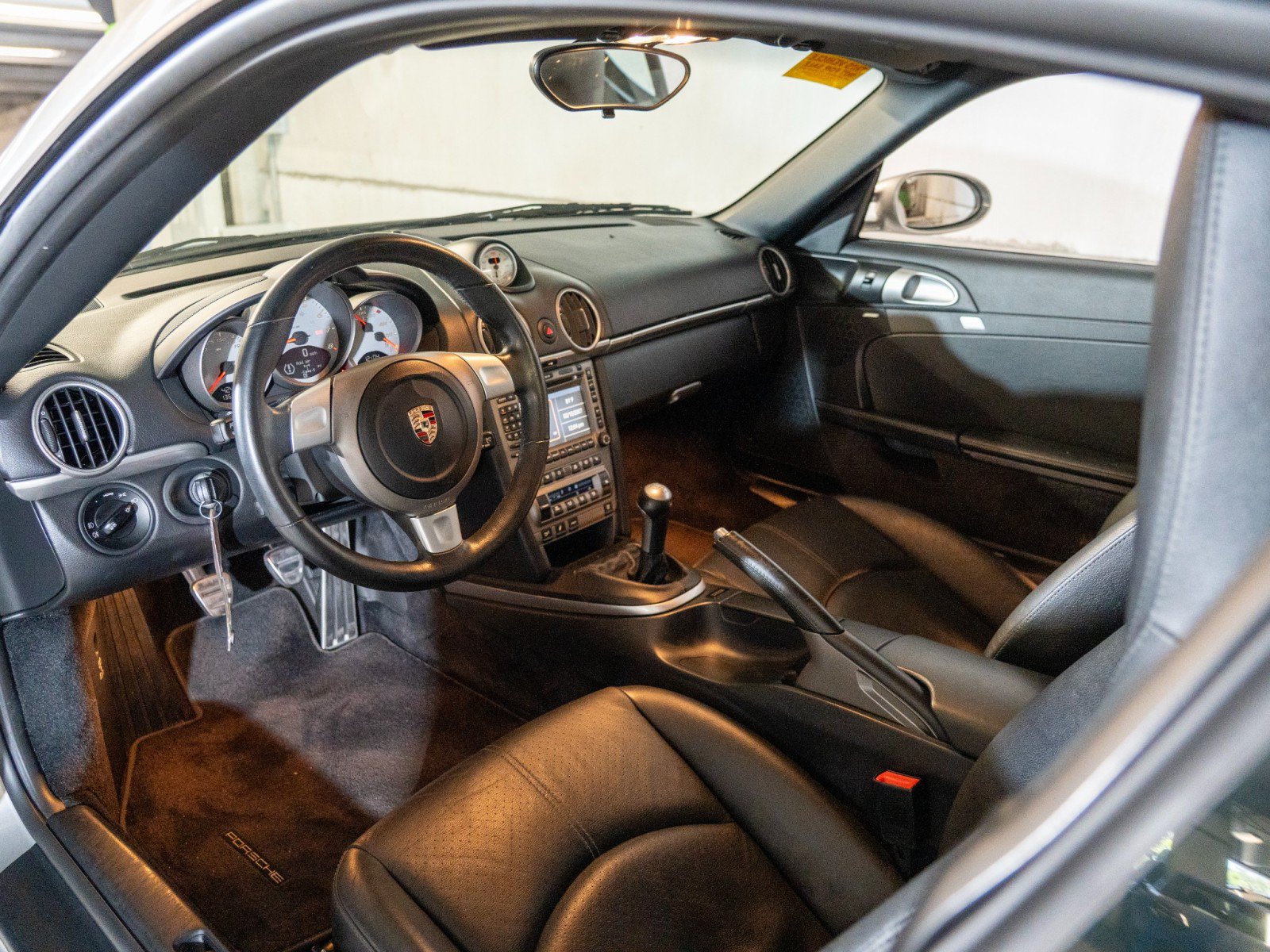 Used 2006 Porsche Cayman S RWD image 4