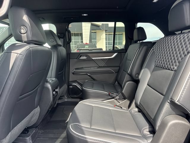 New 2027 GMC Acadia Denali w/ Denali Reserve Package FWD image 11
