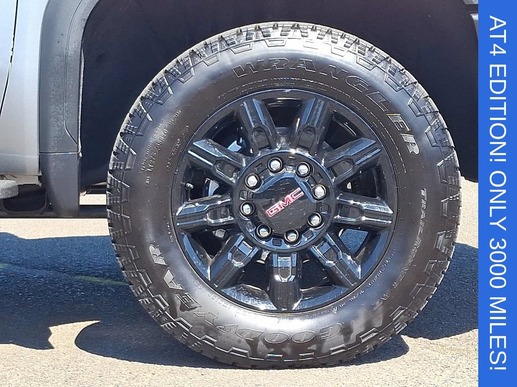 Used 2026 GMC Sierra 2500 AT4 w/ AT4 Premium Plus Package AWD/4WD image 8