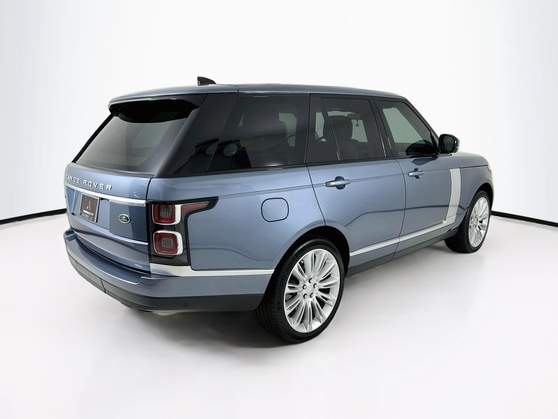 Used 2018 Land Rover Range Rover Supercharged AWD/4WD image 8