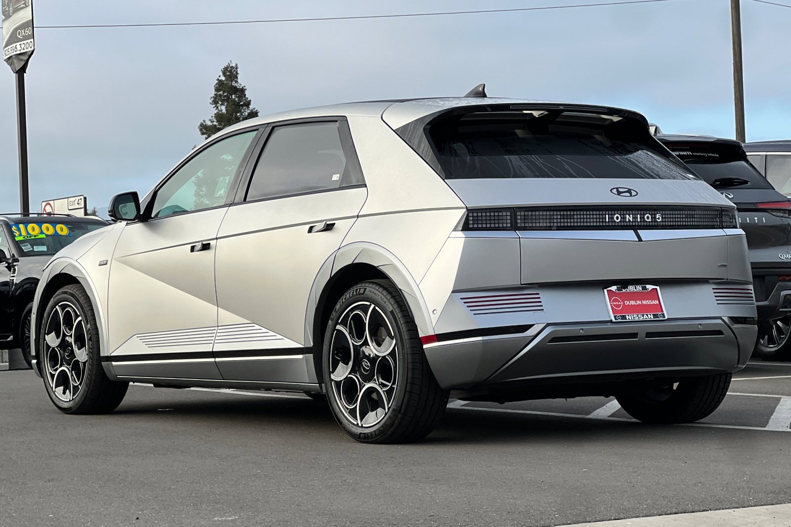 Used 2024 Hyundai Ioniq 5 Limited image 6