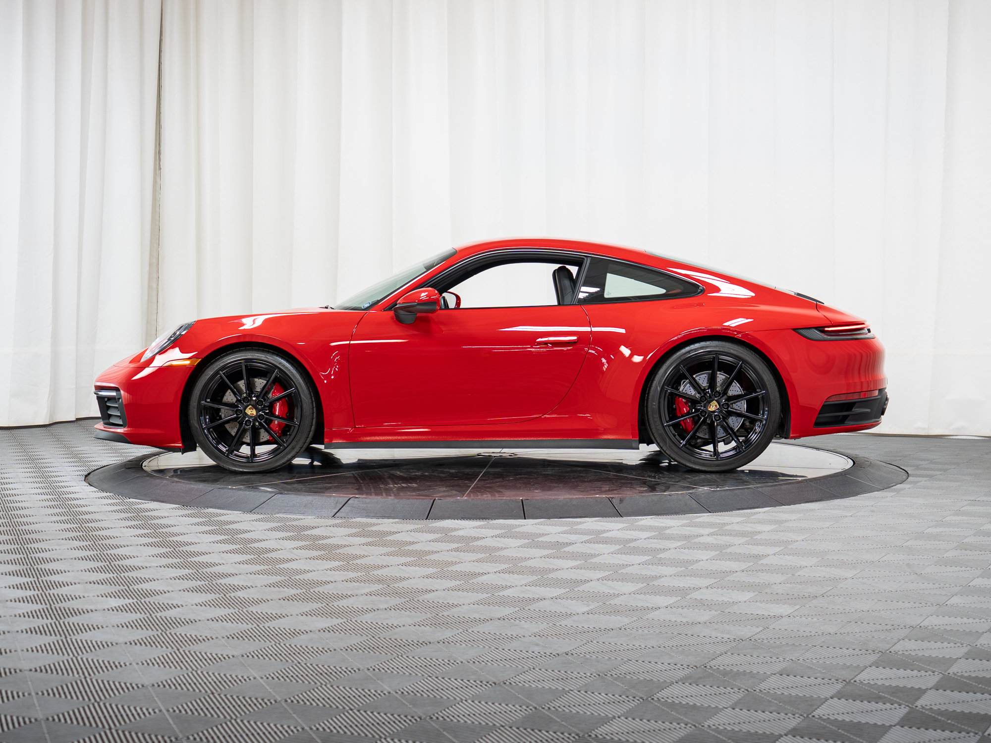 Certified 2020 Porsche 911 Carrera S RWD image 28