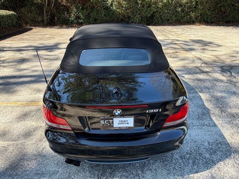 Used 2008 BMW 135i Convertible RWD image 11