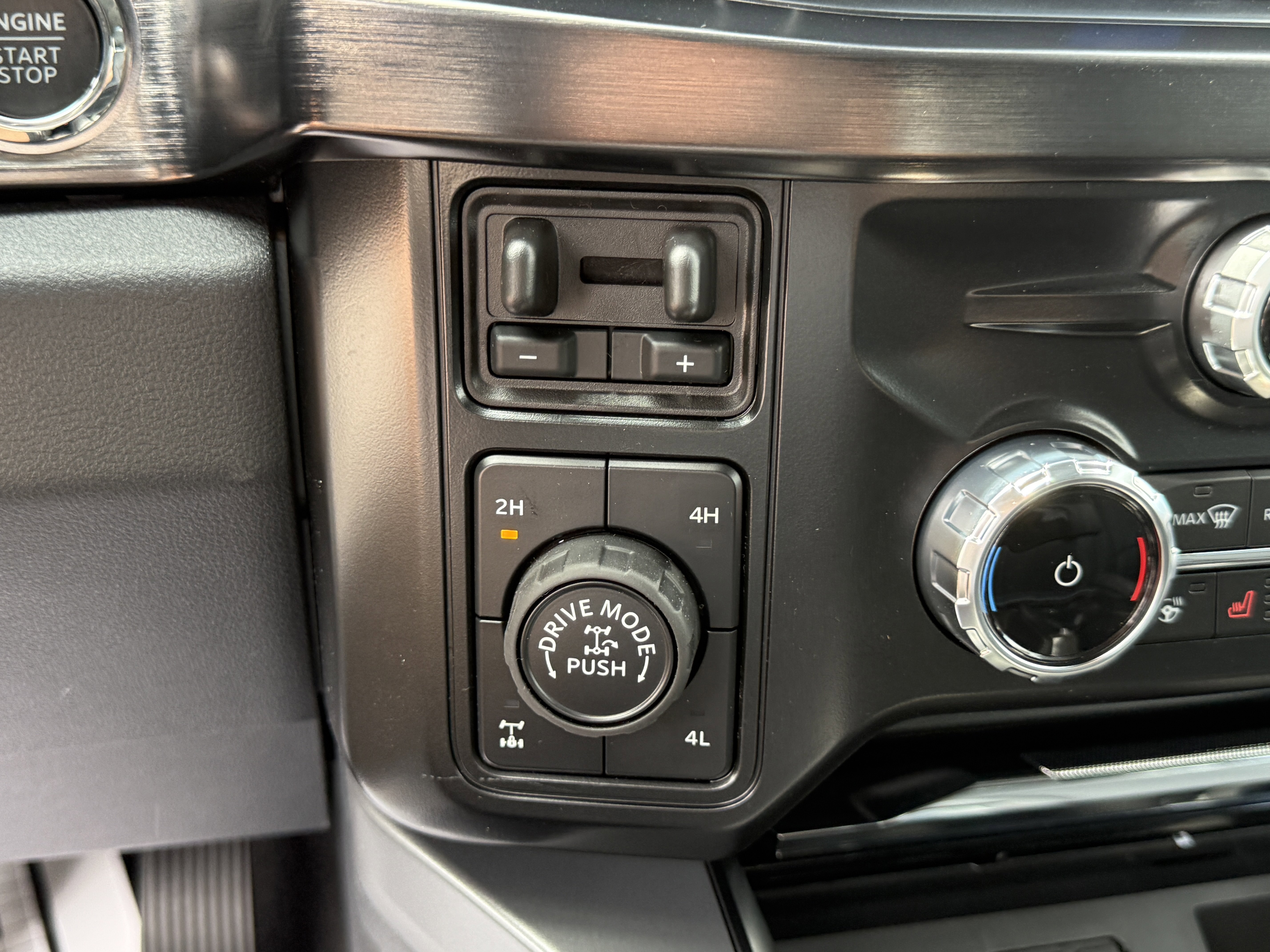 New 2026 Ford F250 Lariat image 25
