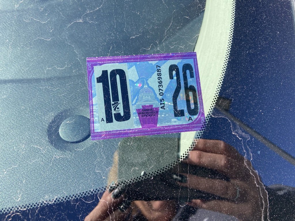 Used 2024 Nissan Versa S w/ Trunk Package image 27