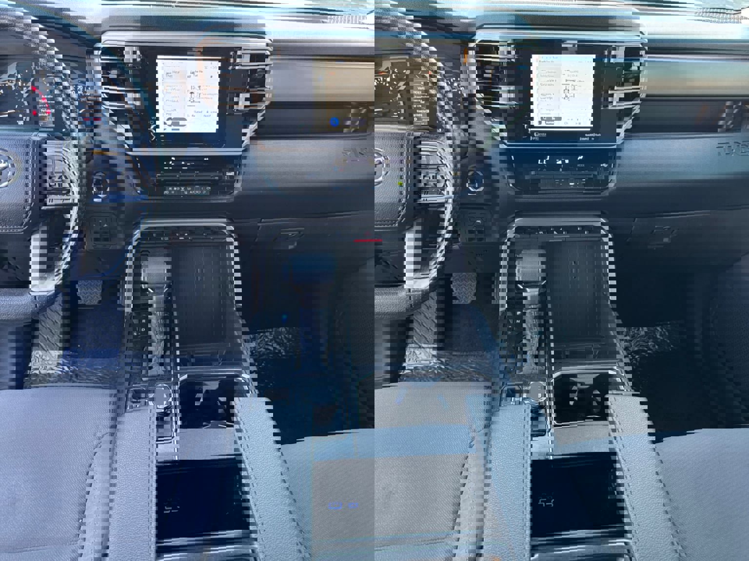 Used 2024 Toyota Tundra SR5 w/ SR5 Convenience Package AWD/4WD image 15