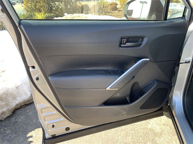 Used 2024 Toyota Corolla Cross LE image 17