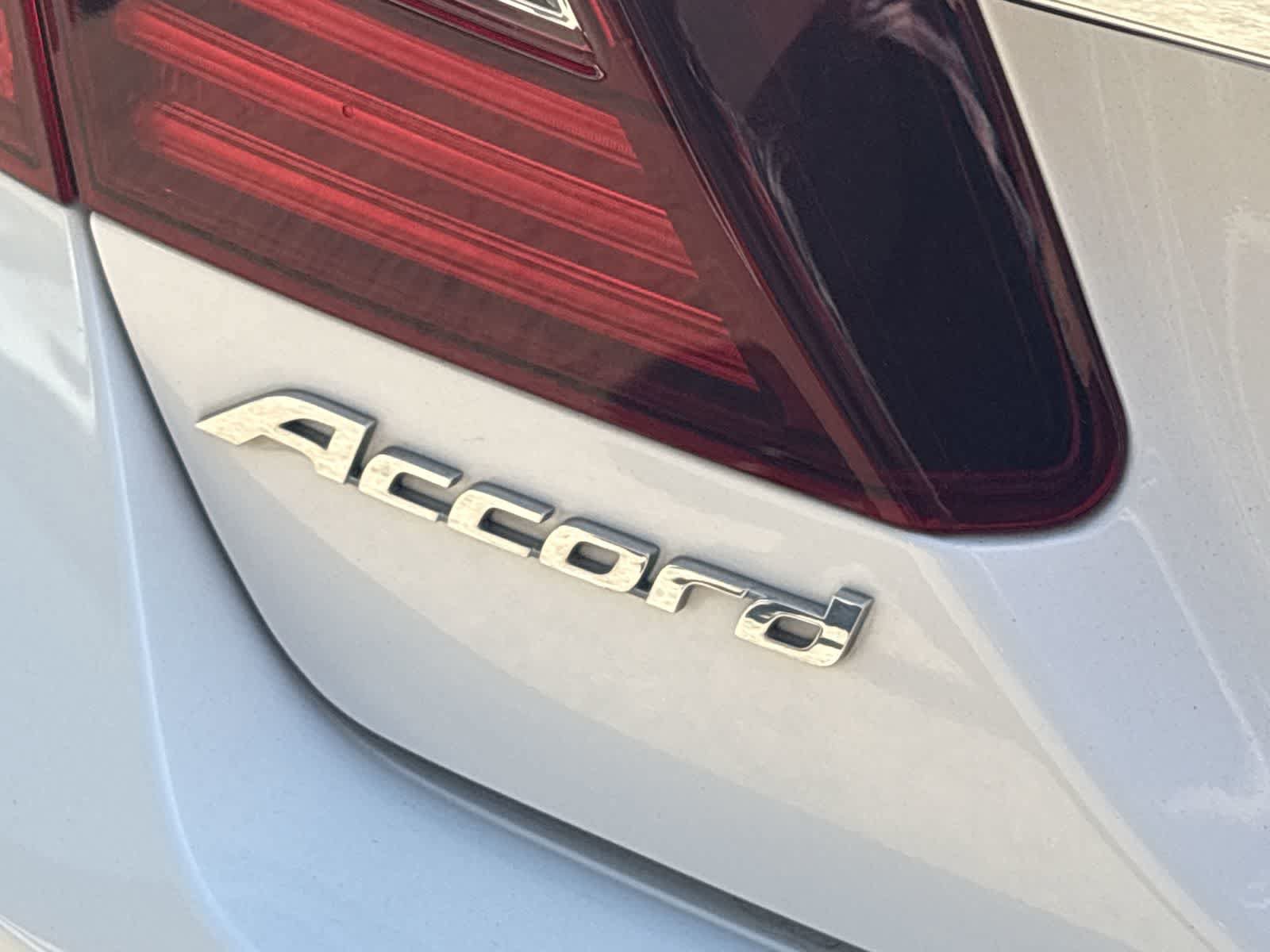 Used 2016 Honda Accord LX image 10