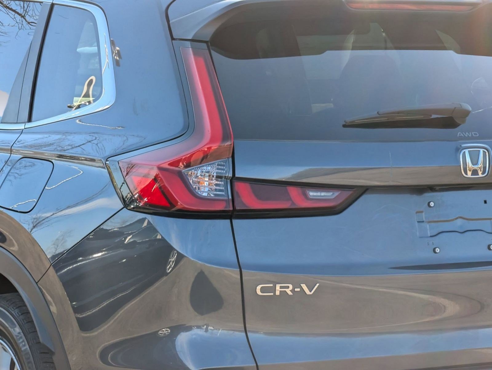 Used 2025 Honda CR-V EX-L image 13