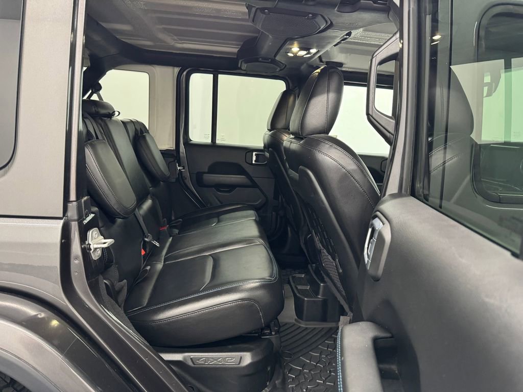 Used 2021 Jeep Wrangler Unlimited Rubicon 4xe image 24