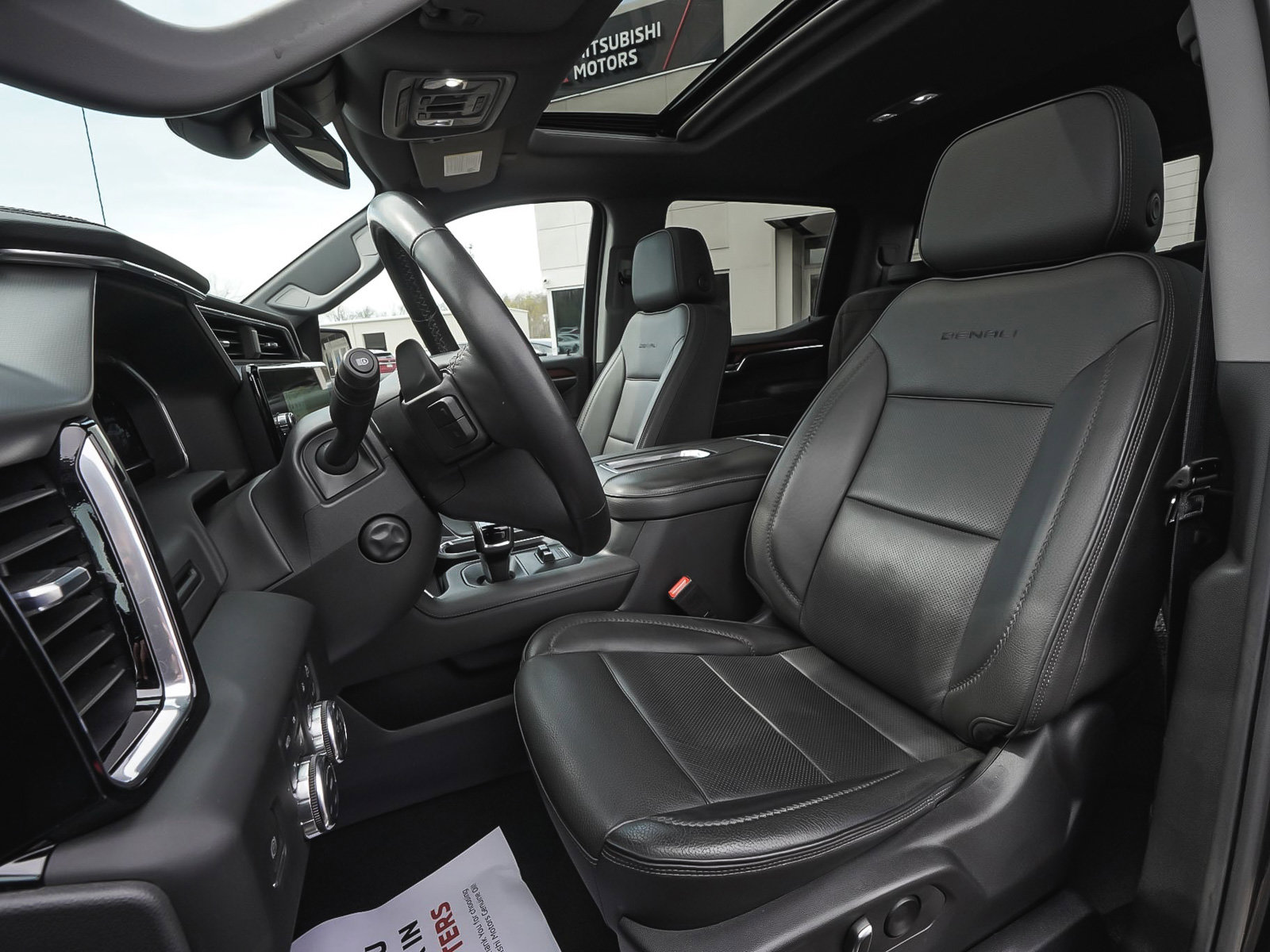 Used 2022 GMC Sierra 1500 Denali AWD/4WD image 34