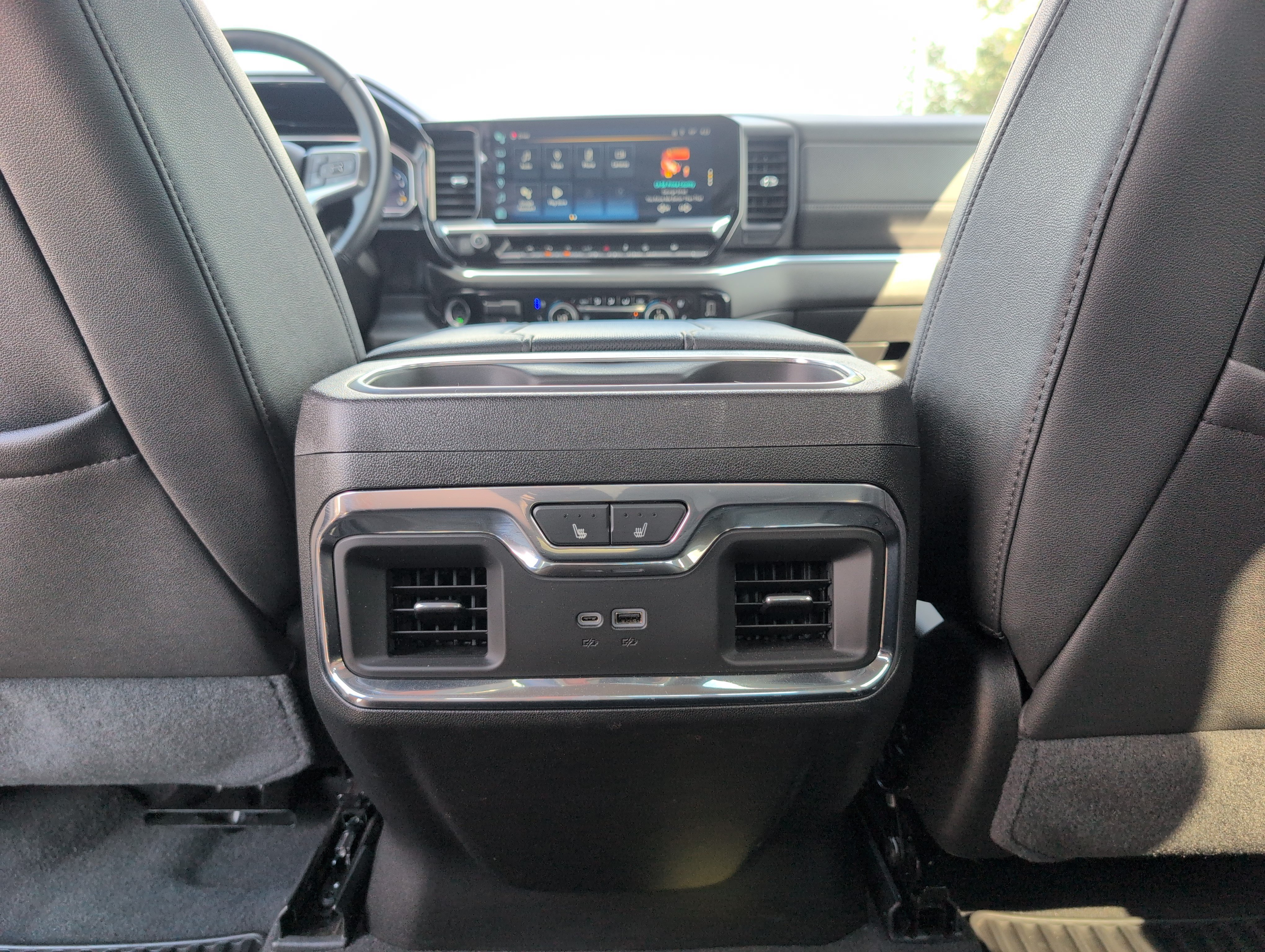 Used 2024 Chevrolet Silverado 1500 LTZ w/ LTZ Premium Package AWD/4WD image 32
