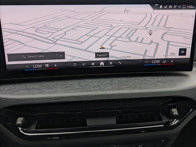 Used 2025 BMW 330i Sedan w/ Convenience Package image 13