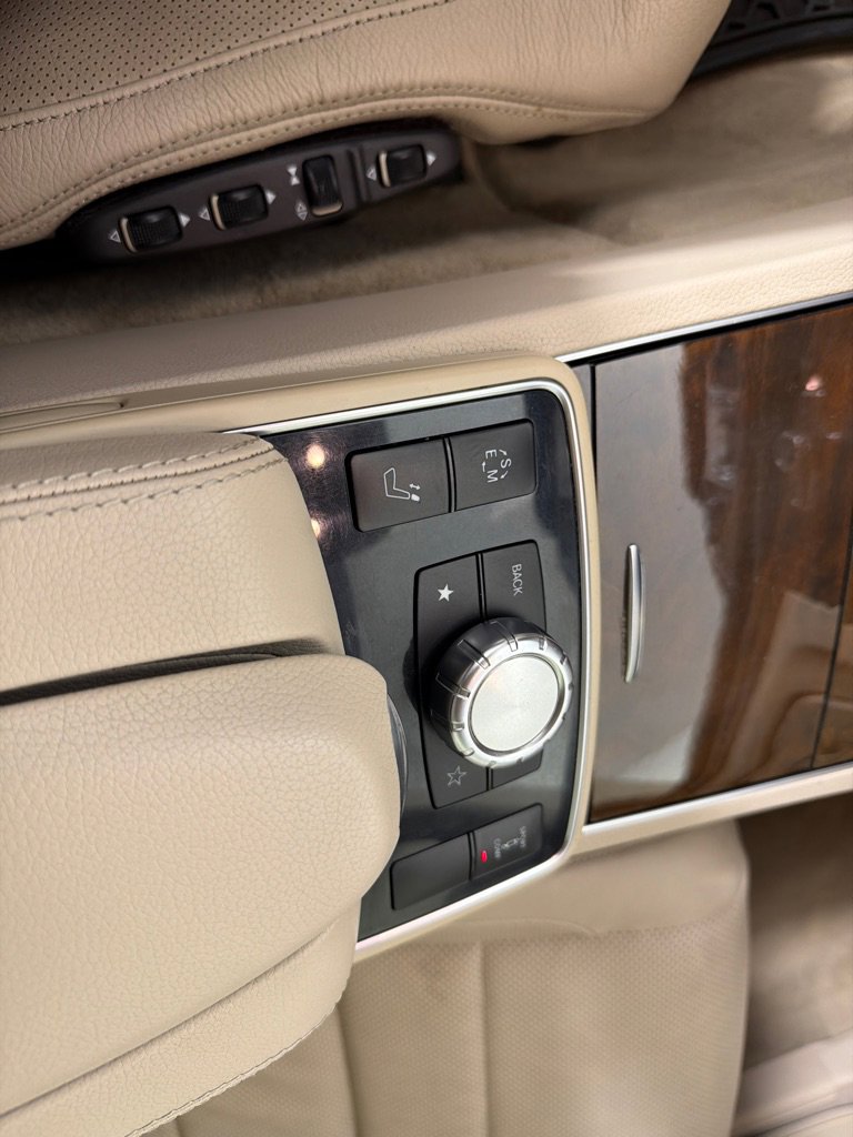 Used 2014 Mercedes-Benz E 550 Cabriolet image 26