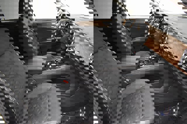 Used 2025 Volkswagen Atlas SE image 21