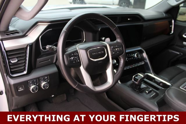 Used 2022 GMC Sierra 1500 Denali AWD/4WD image 2