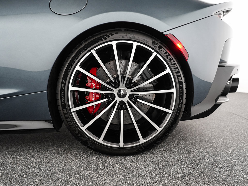 Used 2023 McLaren GT RWD image 35