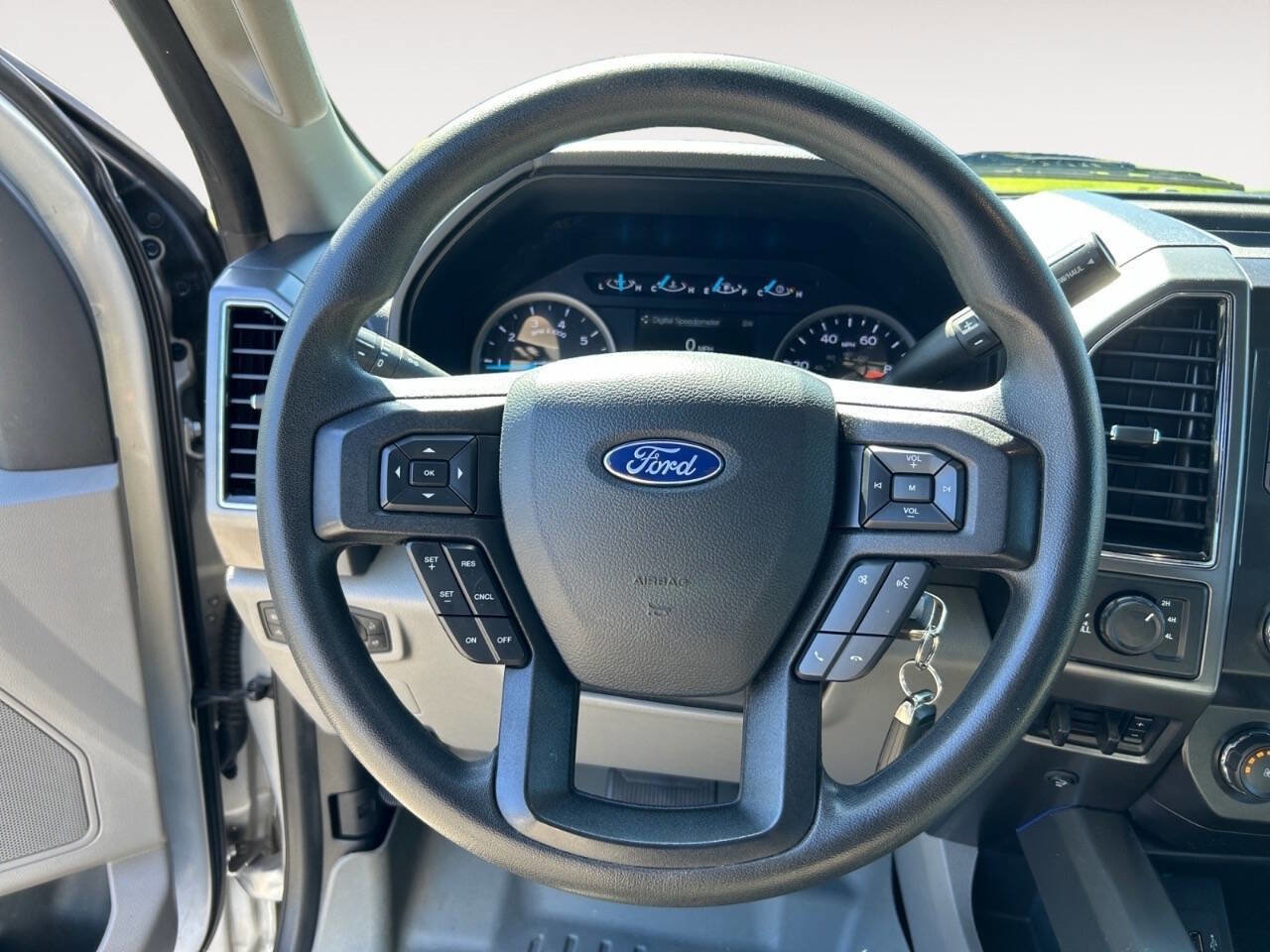 Used 2019 Ford F250 XLT w/ XLT Value Package image 15