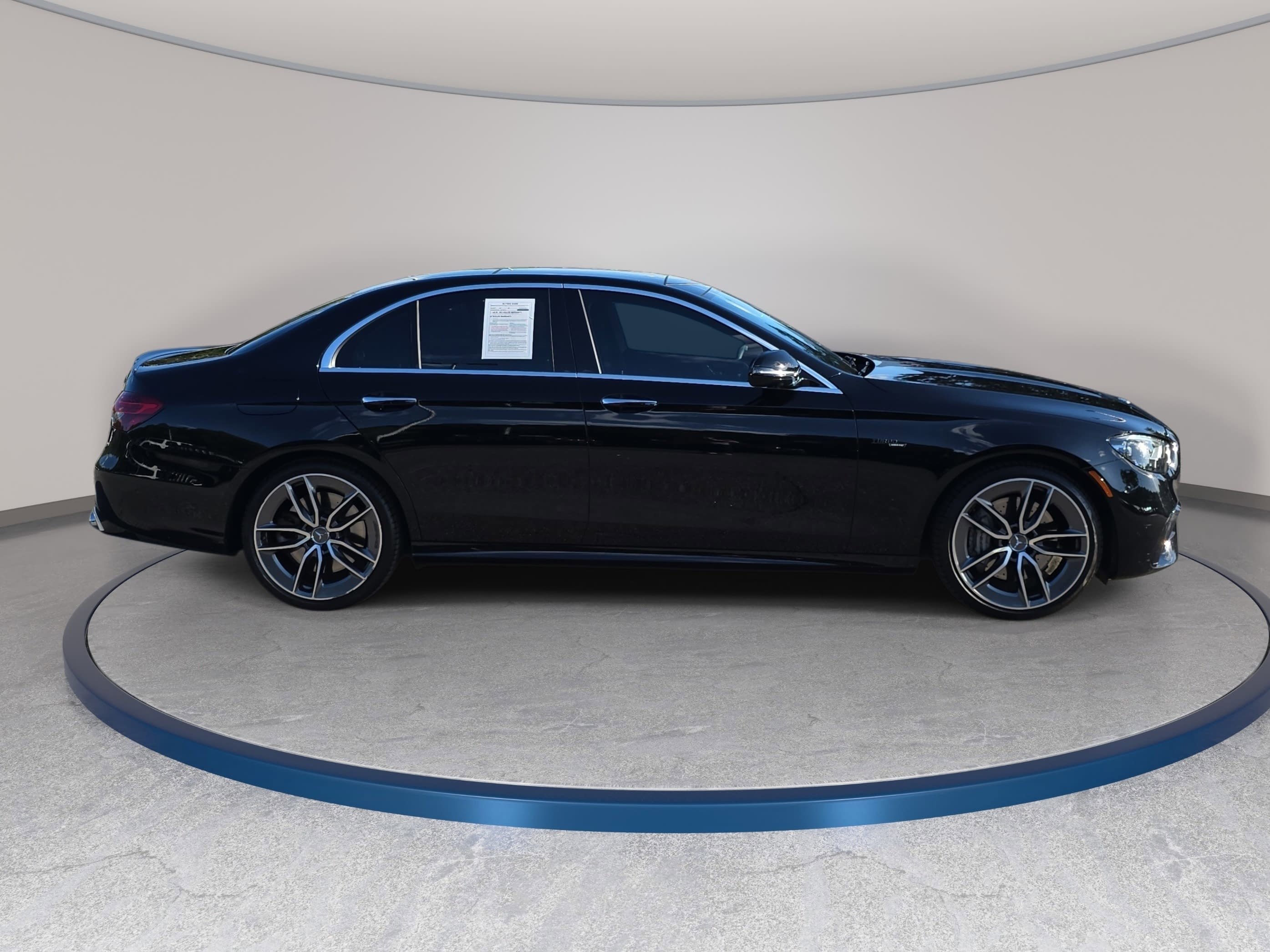 Used 2022 Mercedes-Benz E 53 AMG 4MATIC Sedan image 4