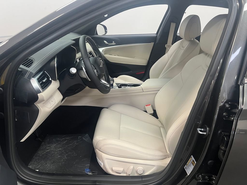 New 2026 Genesis G70 2.5T RWD image 9
