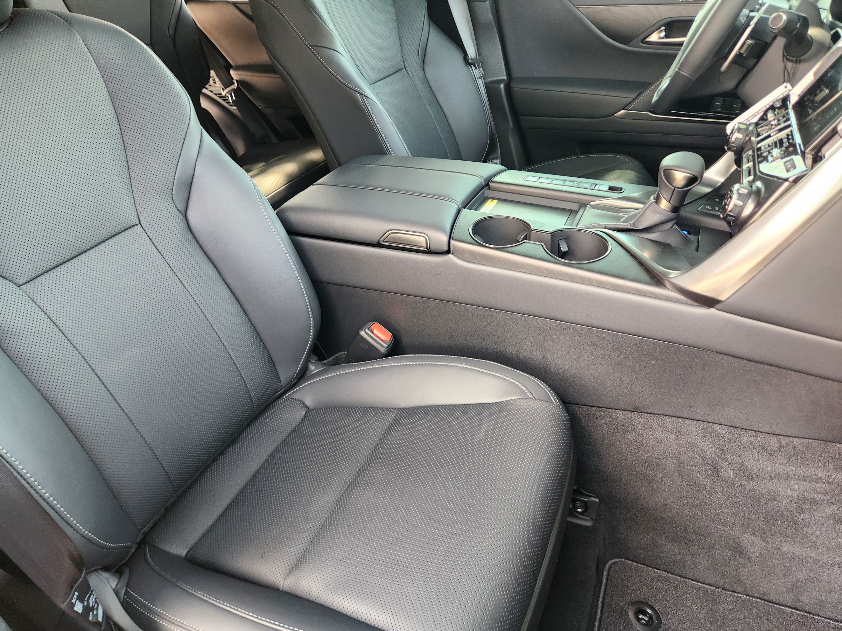 New 2026 Lexus LX 600 4WD w/ Appearance Package image 6