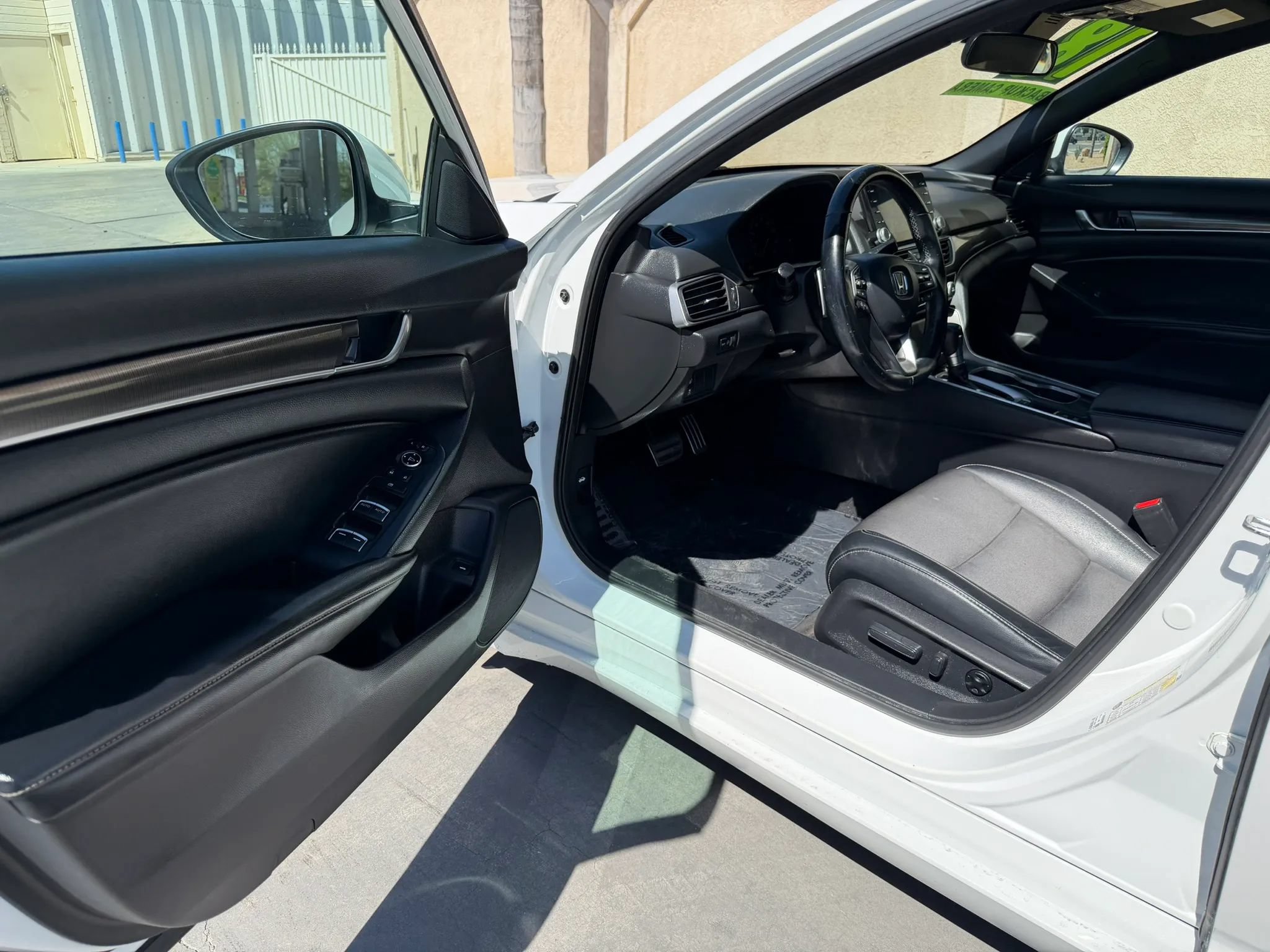 Used 2018 Honda Accord Sport image 13