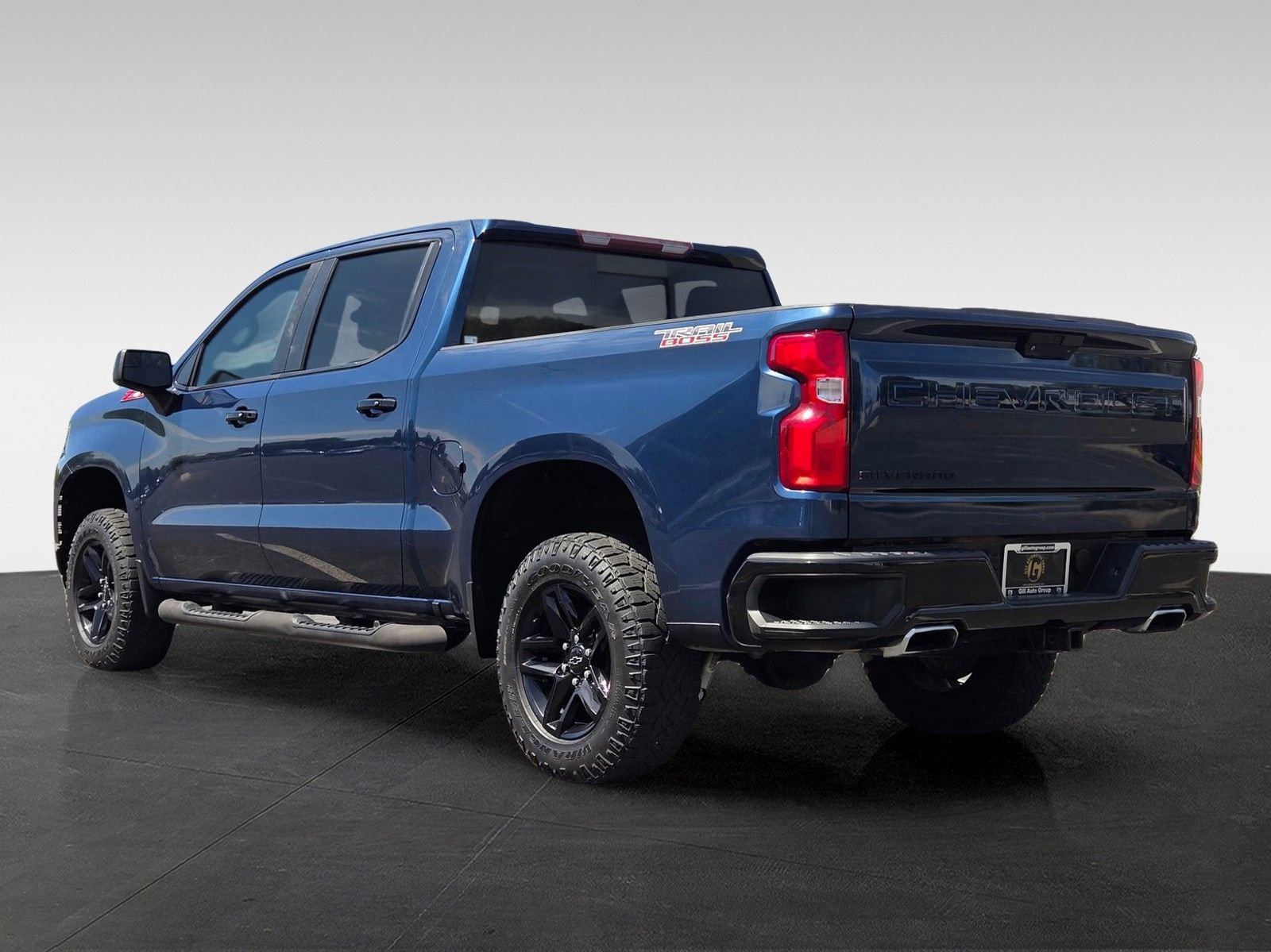 Used 2019 Chevrolet Silverado 1500 LT Trail Boss AWD/4WD image 6