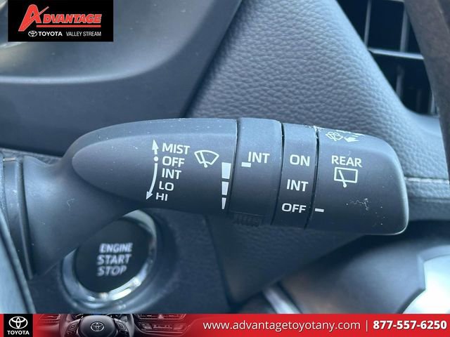 Used 2024 Toyota RAV4 XLE AWD/4WD image 27