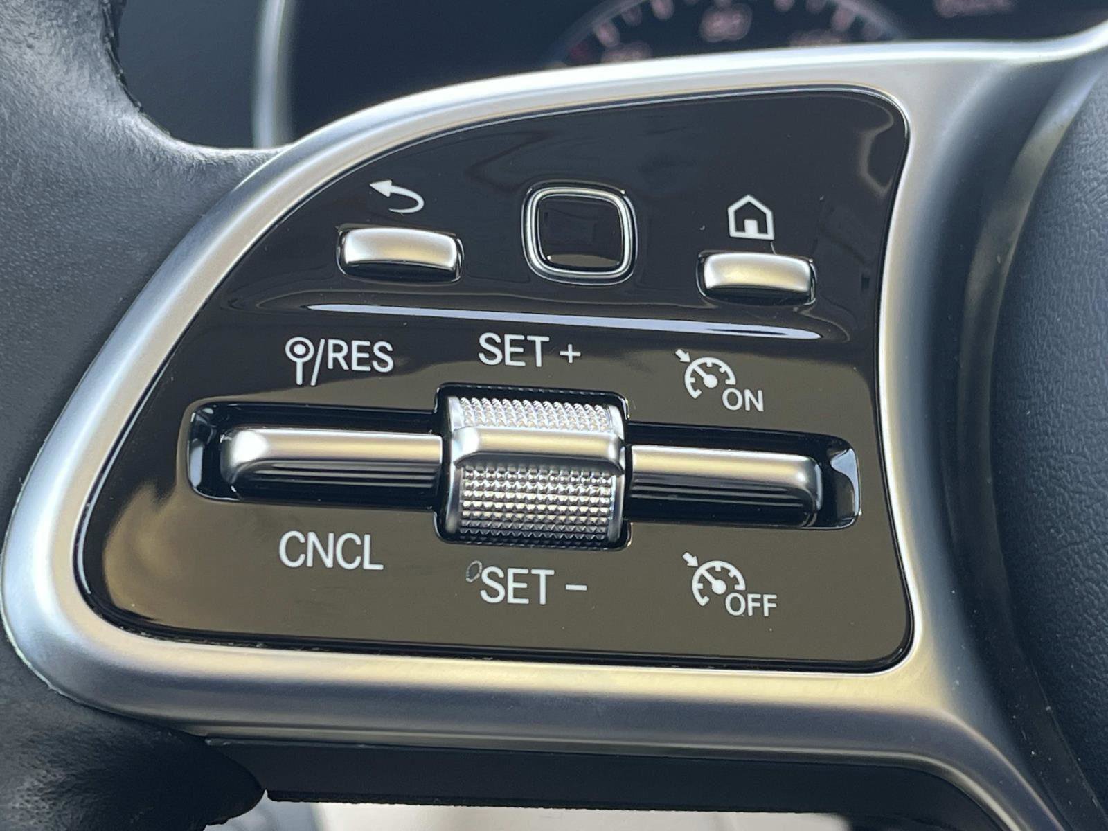 Certified 2022 Mercedes-Benz GLC 300 image 26