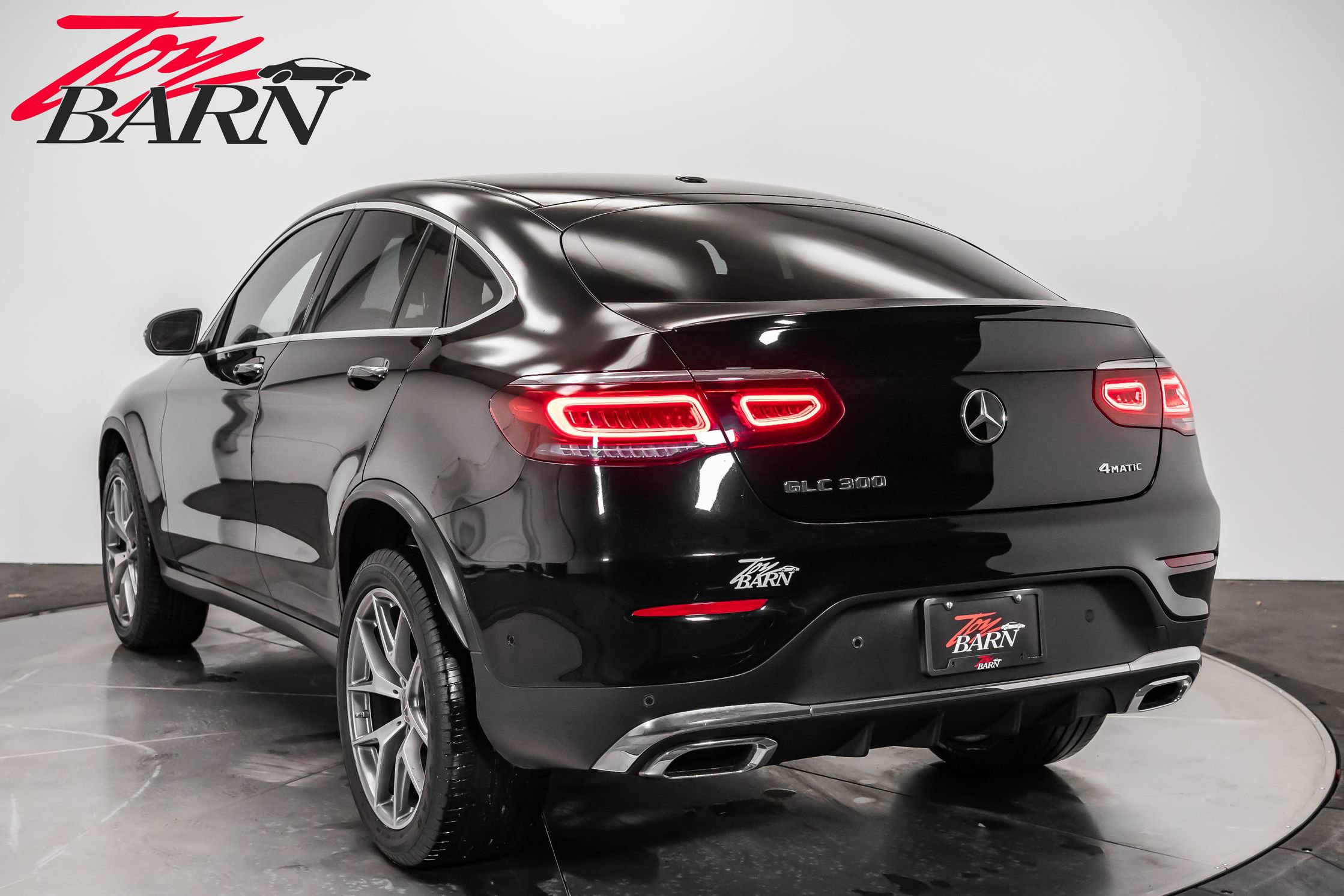 Used 2022 Mercedes-Benz GLC 300 4MATIC Coupe w/ AMG Line image 11