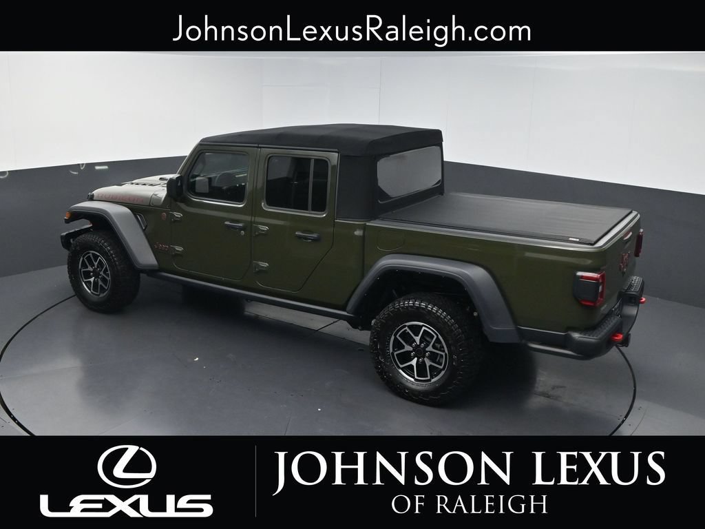 Used 2024 Jeep Gladiator Rubicon w/ Convenience Group AWD/4WD image 27