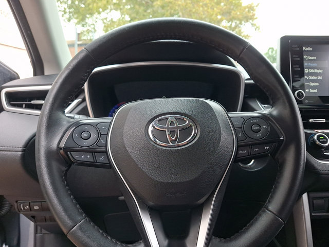 Used 2022 Toyota Corolla Cross XLE FWD image 18
