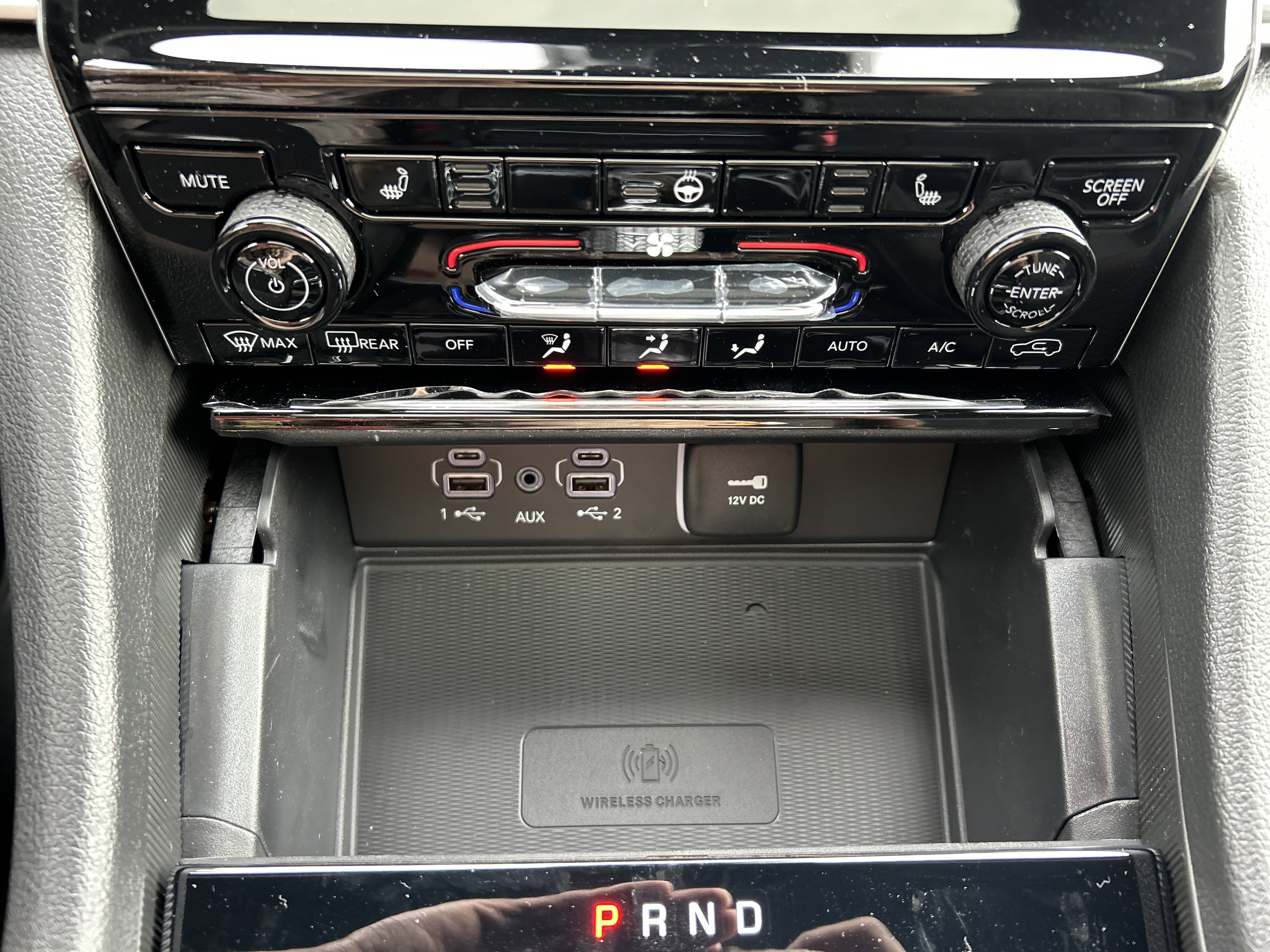 New 2025 Jeep Grand Cherokee Altitude image 25