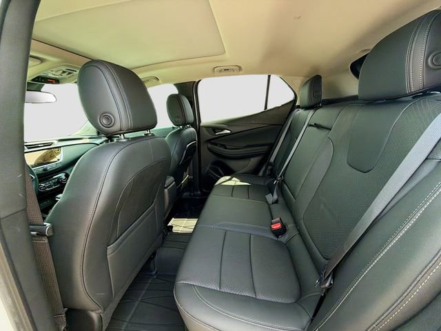 Used 2022 Buick Encore GX Essence w/ Experience Buick Package AWD/4WD image 20