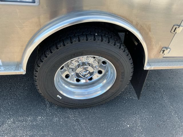 New 2026 RAM 5500 4x4 Crew Cab w/ Laramie Trim Package image 19