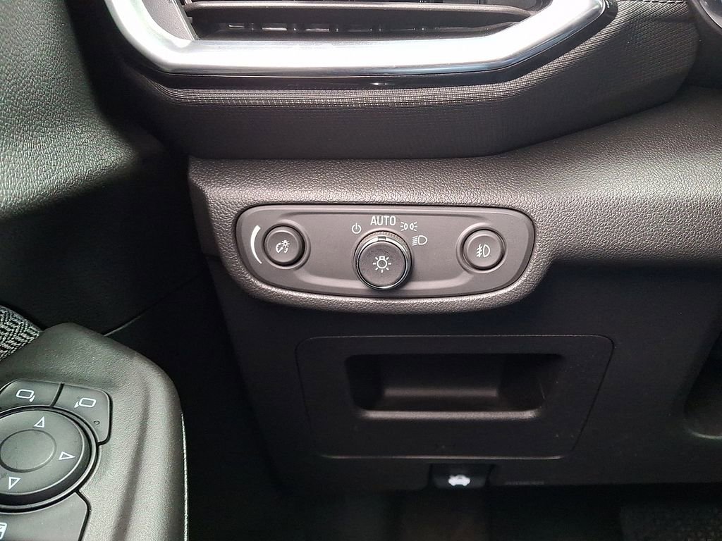 Used 2023 Chevrolet TrailBlazer LT w/ Convenience Package image 27