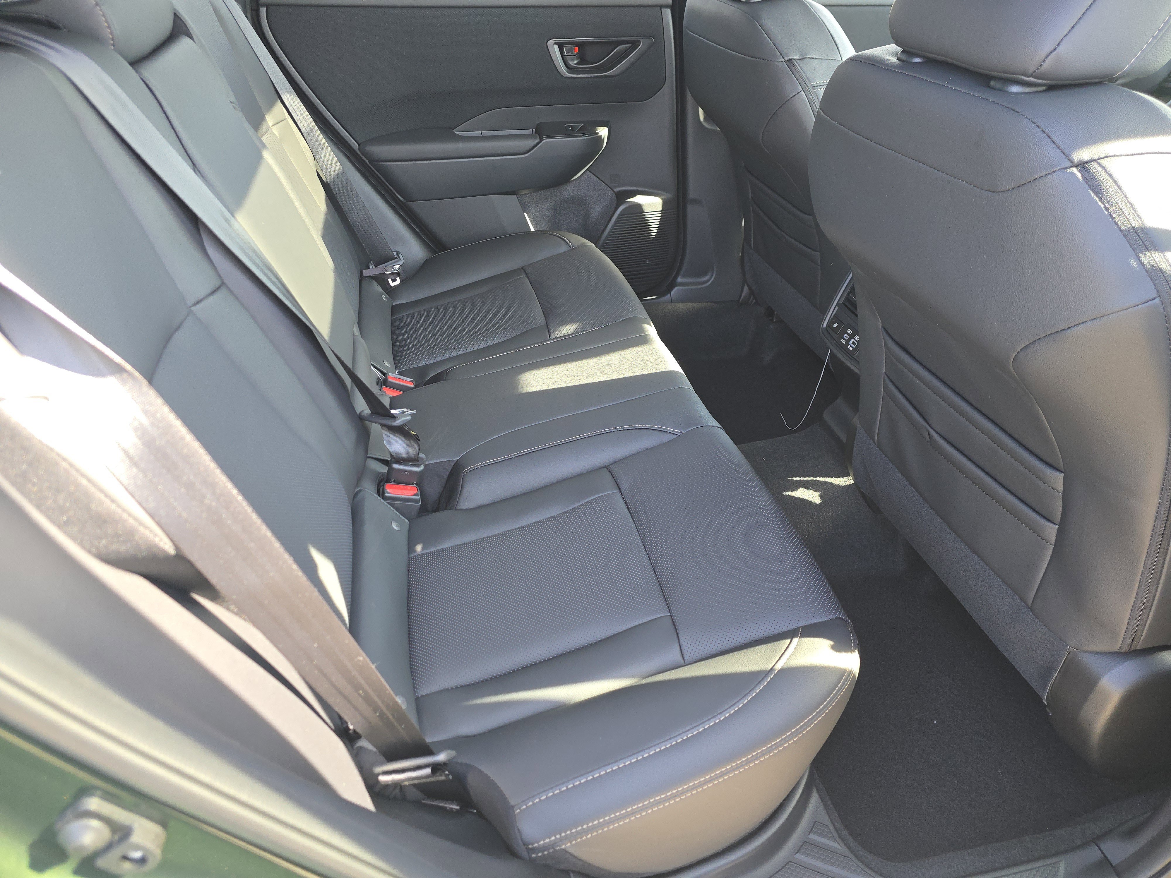 New 2026 Subaru Outback Limited AWD/4WD image 17