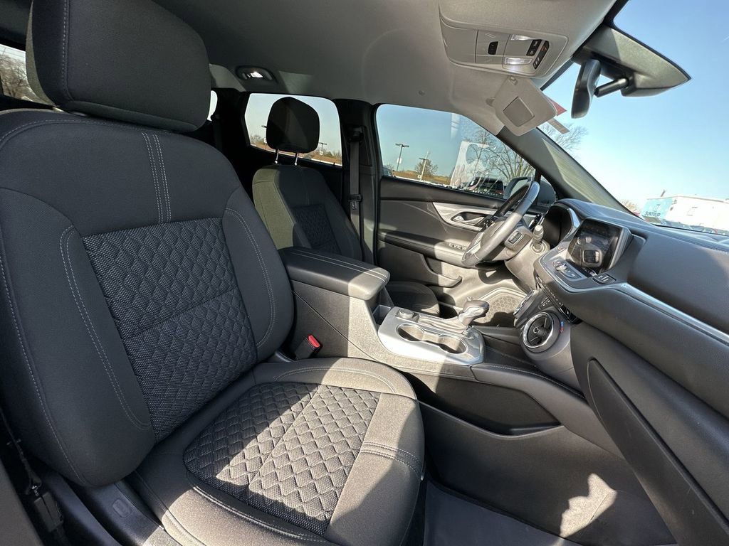 Used 2020 Chevrolet Blazer LT image 45
