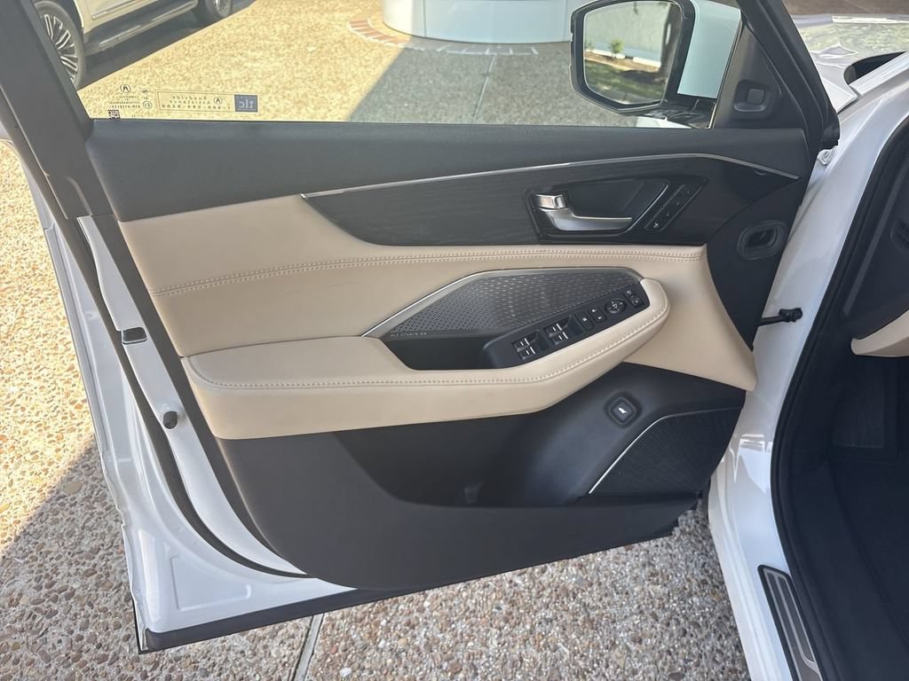 Used 2022 Acura MDX w/ Advance Package AWD/4WD image 23