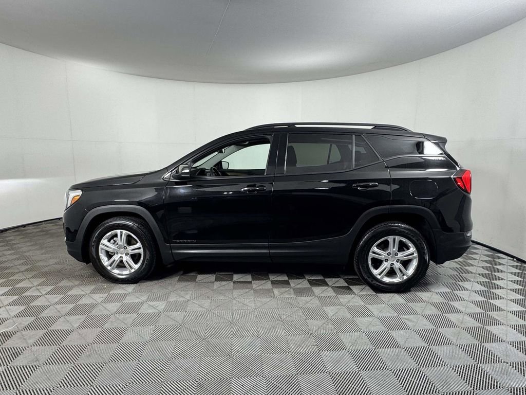 Used 2020 GMC Terrain SLE w/ Driver Convenience Package AWD/4WD image 11