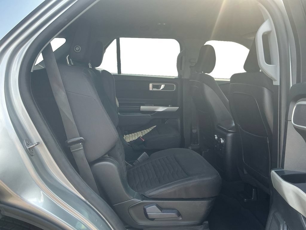Certified 2020 Ford Explorer XLT RWD image 23