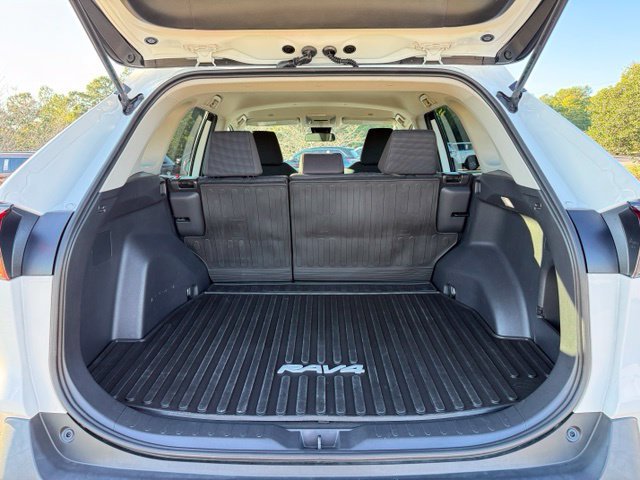 Used 2023 Toyota RAV4 LE FWD image 30